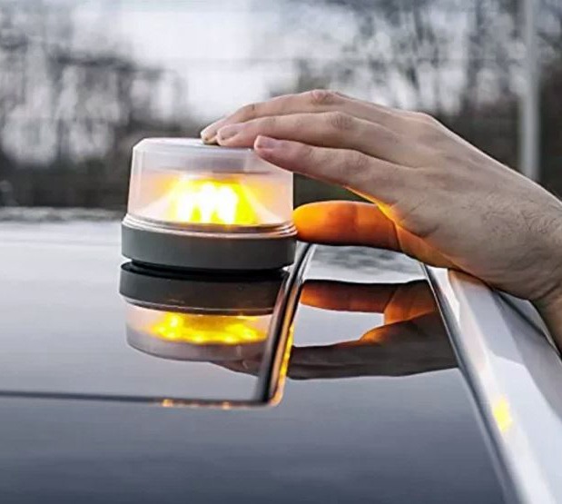 Baliza de seguridad en carreteras españolas para camiones